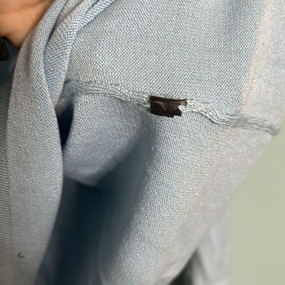 J McLaughlin Button wrist sweater - Picture 7 of 9